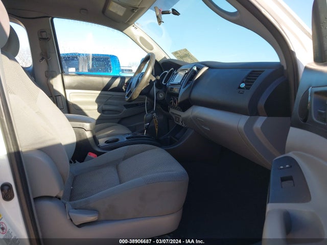 Toyota Tacoma 2015 5TFTX4CNXFX055398 Image 5