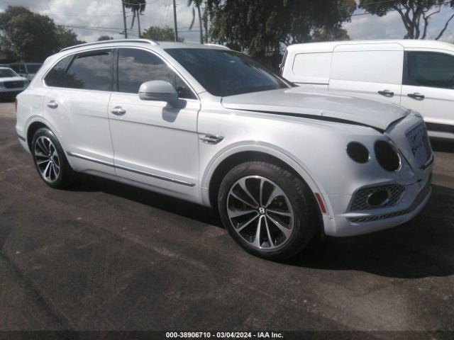 2017 BENTLEY BENTAYGA SJAAC2ZV8HC015881 Photo 0