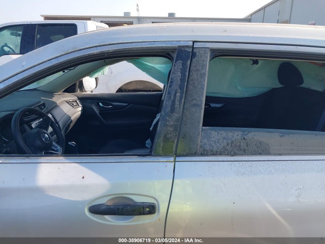 Nissan ROGUE S 2018 5N1AT2MT5JC714259 Image 14