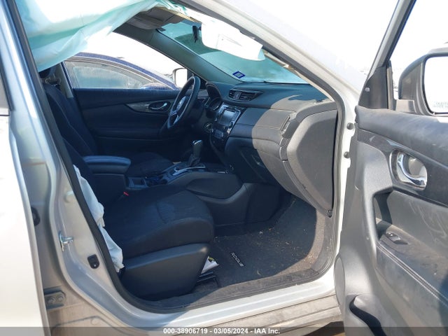 Nissan ROGUE S 2018 5N1AT2MT5JC714259 Image 5