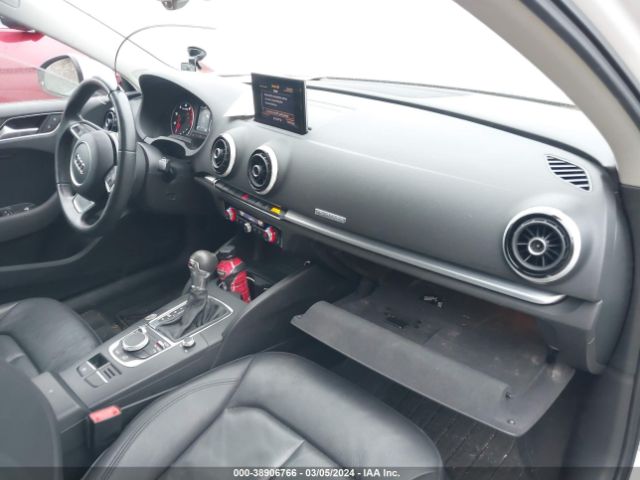 2015 AUDI A3 WAUEFGFF3F1058452 Photo 4