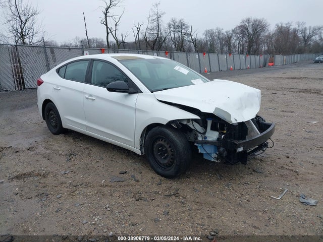 Hyundai ELANTRA SE 2018 5NPD74LF4JH274262 Image 1