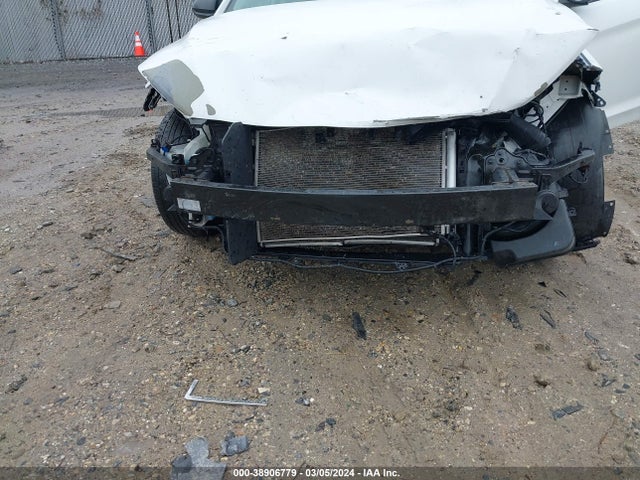 Hyundai ELANTRA SE 2018 5NPD74LF4JH274262 Image 6