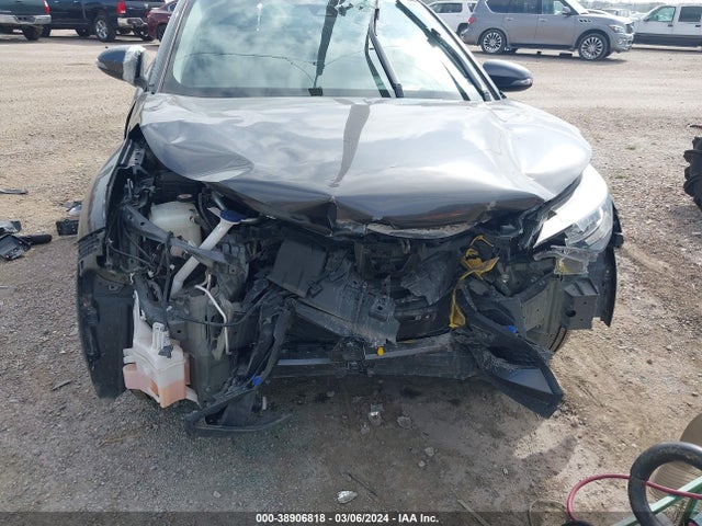 Toyota C-HR LE 2021 NMTKHMBX4MR135941 Image 6