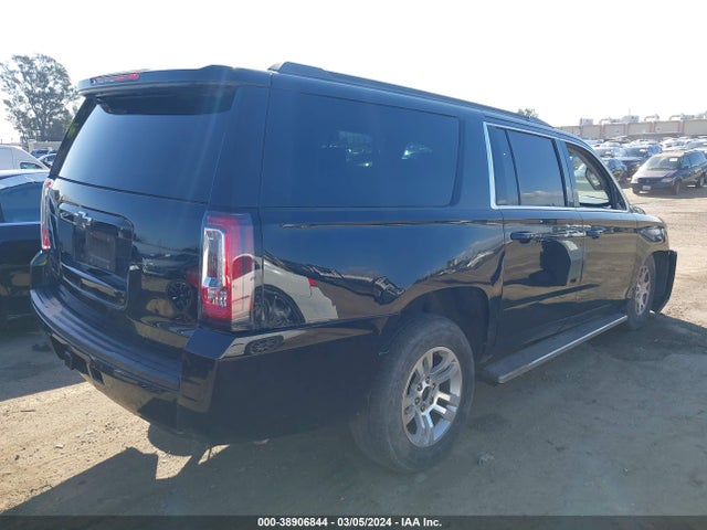 Chevrolet Suburban Lt 2017 1GNSCHKC3HR221774 Image 4