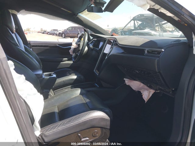 Tesla Model X 60d/70d/75d/90d 2016 5YJXCAE28GF005173 Image 5