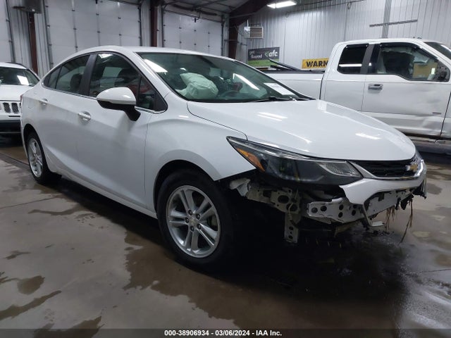 Chevrolet Cruze Lt Auto 2018 1G1BE5SM5J7242548 Image 1