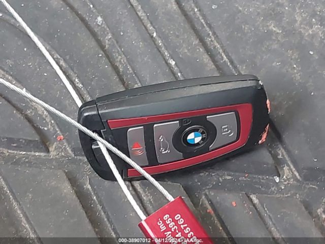 WBA8E1G50JNU93000 BMW 320i