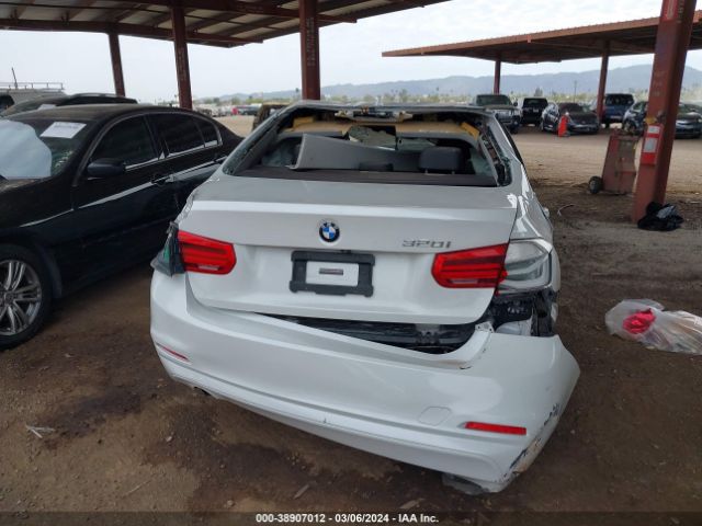 WBA8E1G50JNU93000 BMW 320i