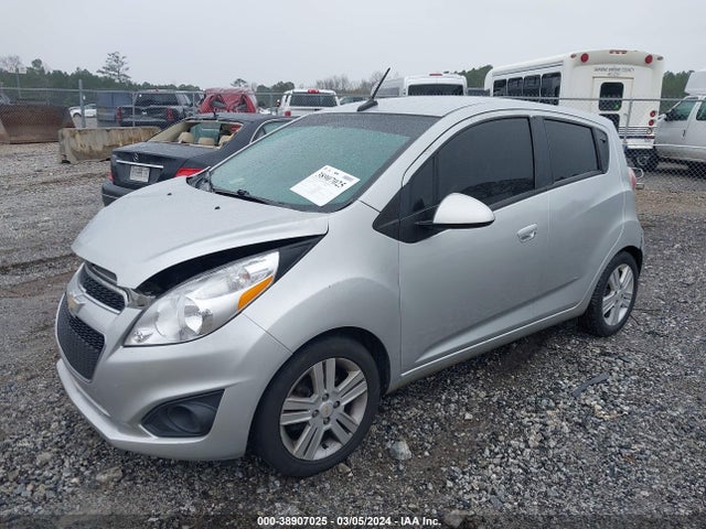 Chevrolet Spark 1lt Auto 2014 KL8CD6S95EC561437 Image 2