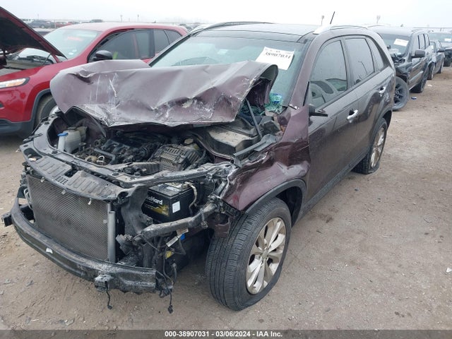 KIA Sorento Ex V6 2015 5XYKU4A7XFG653762 Image 2