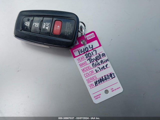 Toyota Prius Prime Premium 2017 JTDKARFP5H3066293 Image 11