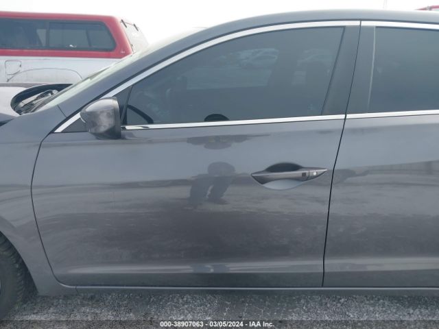 19UDE2F33JA000961 Acura Ilx Acurawatch Plus Package