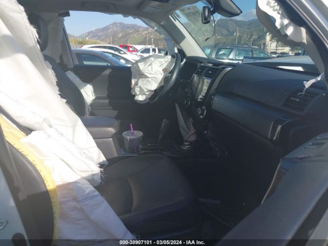 JTEBU5JR3L5804013 Toyota 4runner Nightshade Special Edition