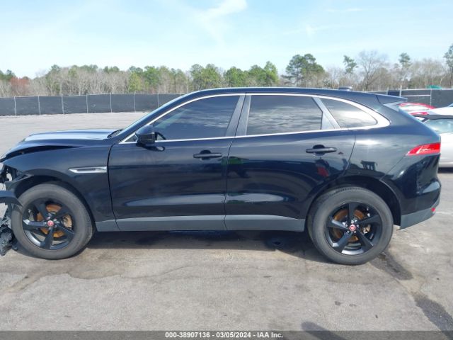 SADCJ2FX3KA369219 Jaguar F-pace 25t Premium