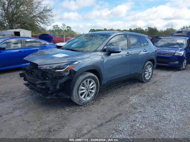 Toyota Corolla Cross Le 2022 7MUBAABG7NV035473 Image 2