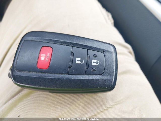 Toyota Rav4 Xle 2019 JTMP1RFV6KD520279 Image 11