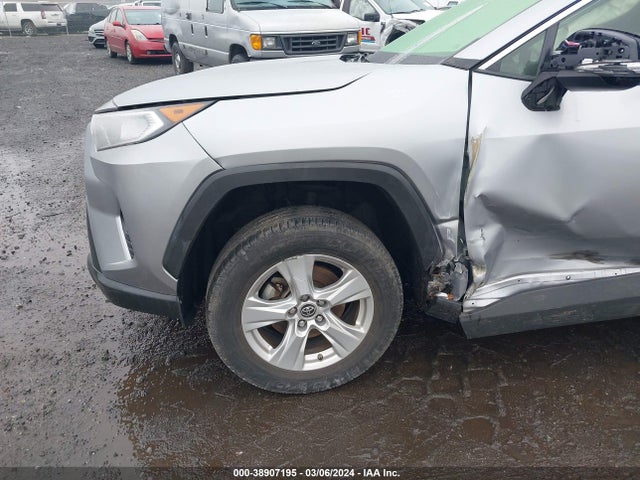 Toyota Rav4 Xle 2019 JTMP1RFV6KD520279 Image 6