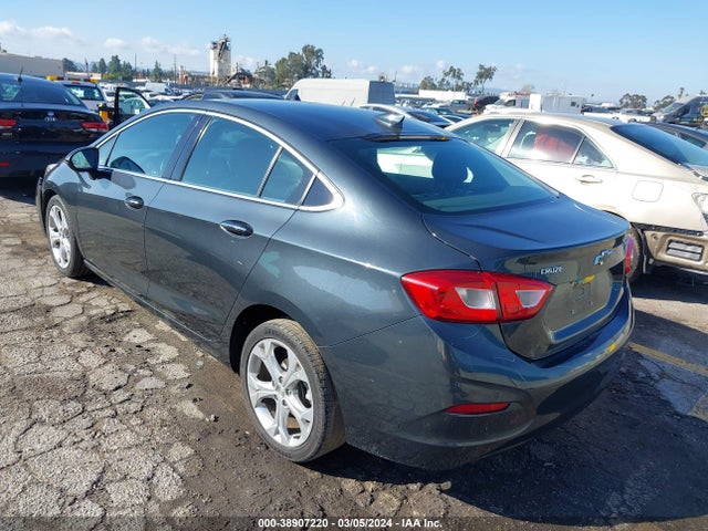 Chevrolet Cruze Premier Auto 2018 1G1BF5SM3J7215779 Image 3