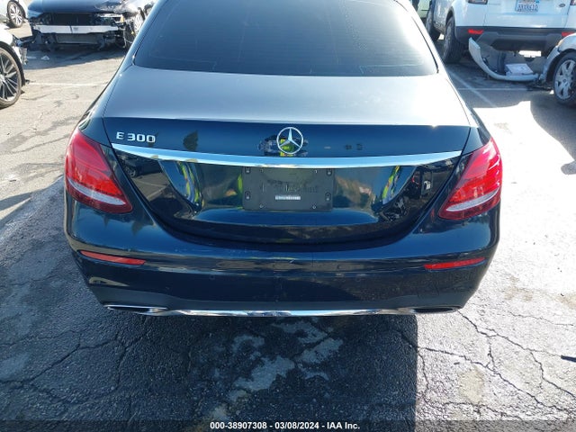 Mercedes-Benz E 300 2017 WDDZF4JB6HA018561 Image 16