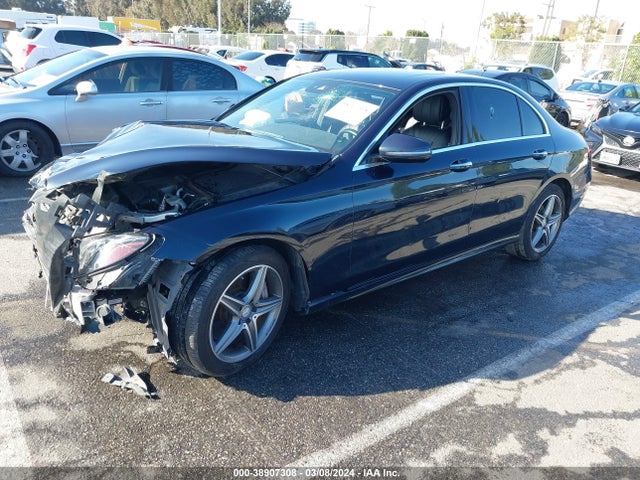 Mercedes-Benz E 300 2017 WDDZF4JB6HA018561 Image 2