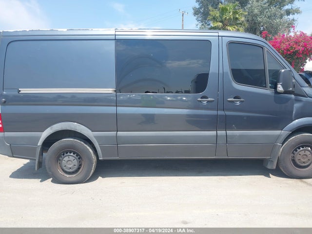 WD4PE7CD0HP412161 Mercedes-Benz Sprinter 2500 Standard Roof V6