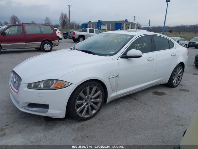 2012 JAGUAR XF SAJWA0HB7CLS40602 Photo 1