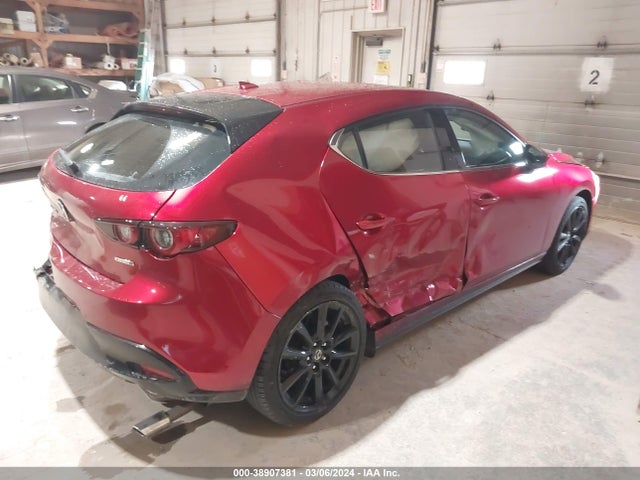 Mazda Mazda3 Premium 2022 JM1BPAML4N1502879 Image 4