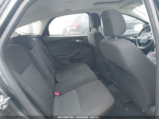 1FADP3M28JL214444 Ford FOCUS SEL