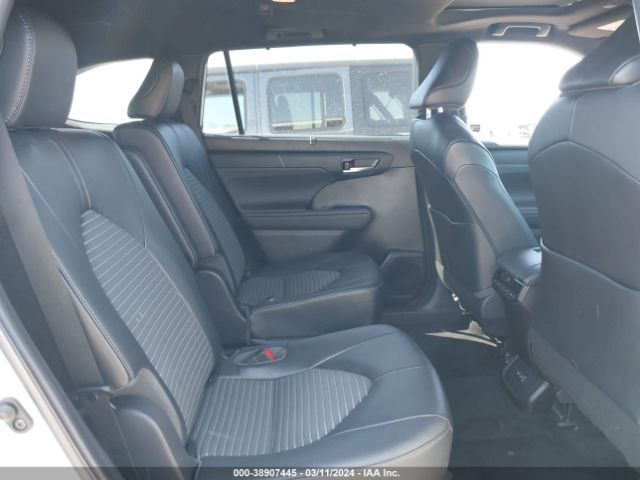 5TDLZRAH7NS102234 Toyota Highlander Xse