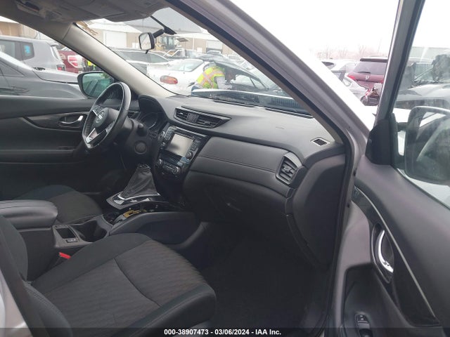 Nissan ROGUE SV 2017 5N1AT2MT2HC881382 Image 5