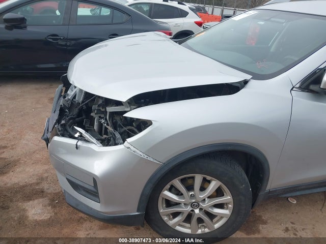 Nissan ROGUE SV 2017 5N1AT2MT2HC881382 Image 6