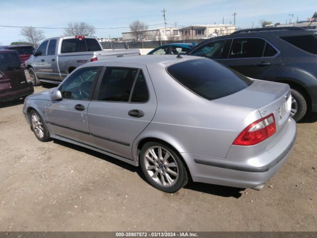 2002 SAAB 9-5 YS3EH49G723048000 Photo 2