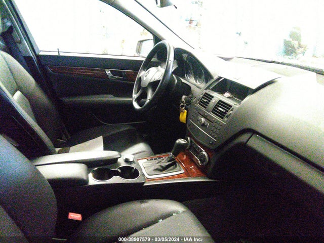 Продаж на аукціоні авто 2011 Mercedes-benz C 300 Luxury 4matic/sport 4matic, vin: WDDGF8BB9BR159534, номер лоту: 38907579
