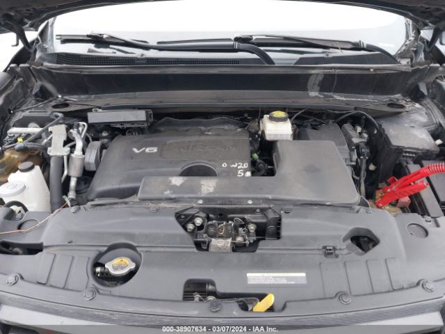 5N1DR2MM8JC611647 Nissan Pathfinder Sv