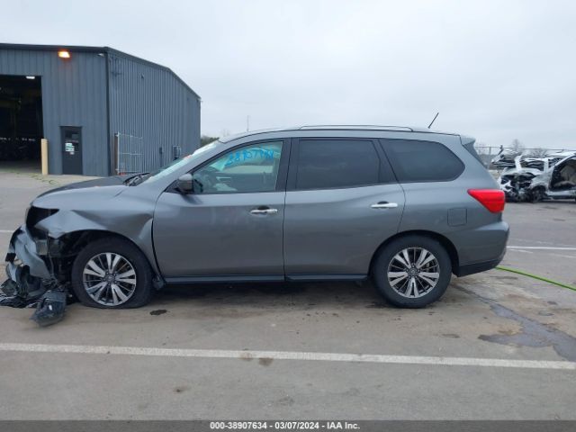 5N1DR2MM8JC611647 Nissan Pathfinder Sv