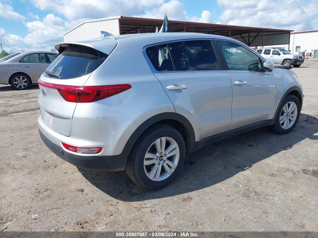 KIA Sportage Lx 2018 KNDPM3AC0J7332347 Image 4