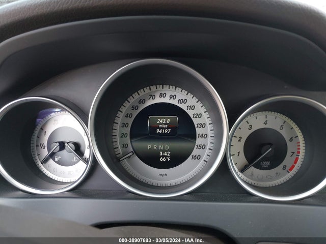 38907693 :رقم المزاد ، WDDGF4HB3EA966022 vin ، 2014 Mercedes-benz C 250 Luxury/sport مزاد بيع