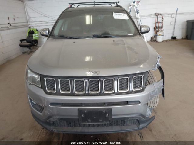 3C4NJDBB7KT629091 Jeep Compass Latitude 4x4