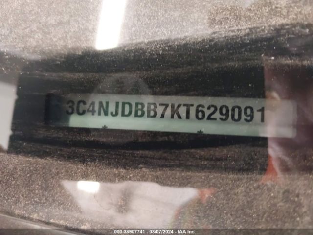 3C4NJDBB7KT629091 Jeep Compass Latitude 4x4