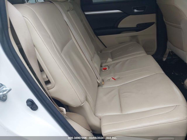 Toyota Highlander Xle V6 2016 5TDJKRFH2GS252680 Image 8