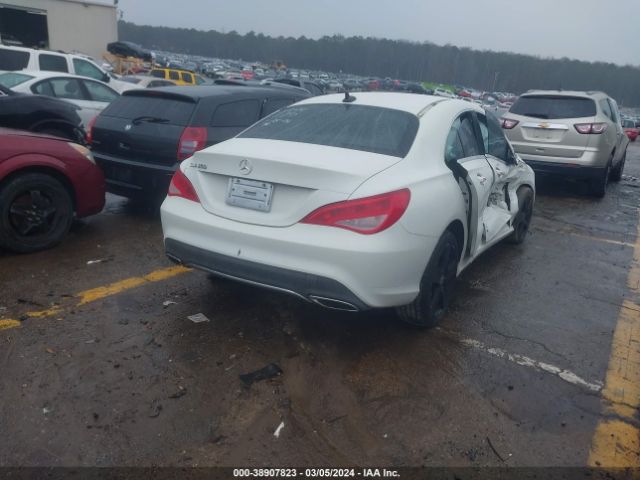 WDDSJ4EB7HN408944 Mercedes-Benz CLA 250