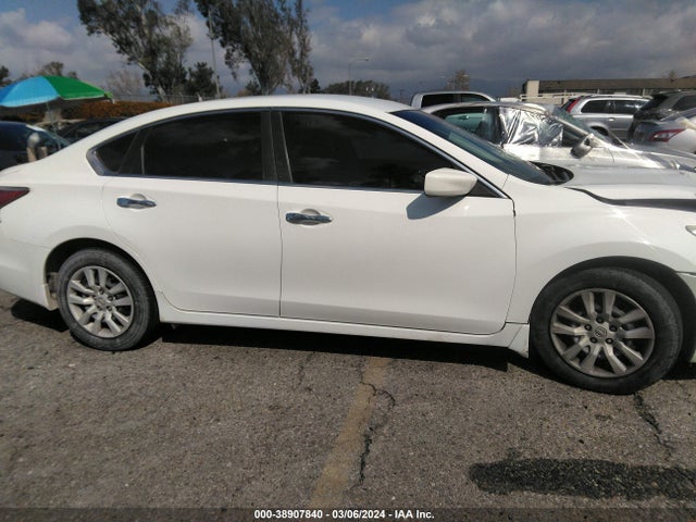Nissan Altima 2.5 S 2015 1N4AL3AP7FC443915 Image 14