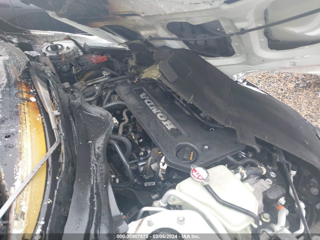 Honda Civic Touring 2018 2HGFC3B98JH353194 Image 10