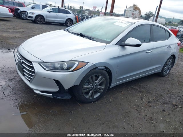 Hyundai Elantra Value Edition 2018 5NPD84LF4JH224541 Image 2