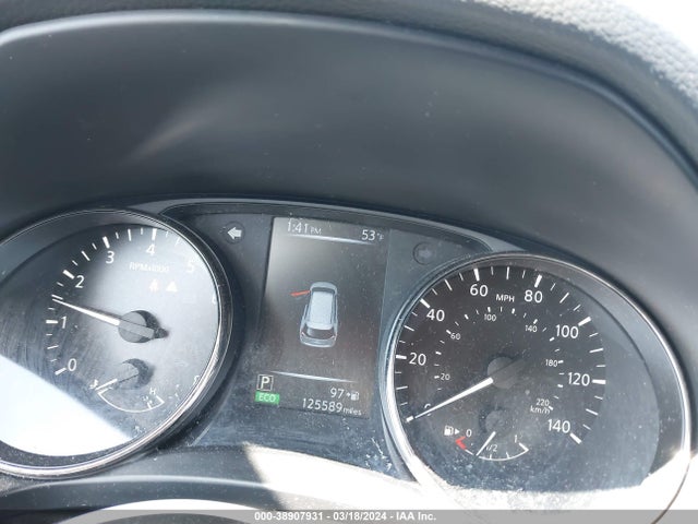 Nissan ROGUE S 2017 JN8AT2MT9HW401670 Image 15