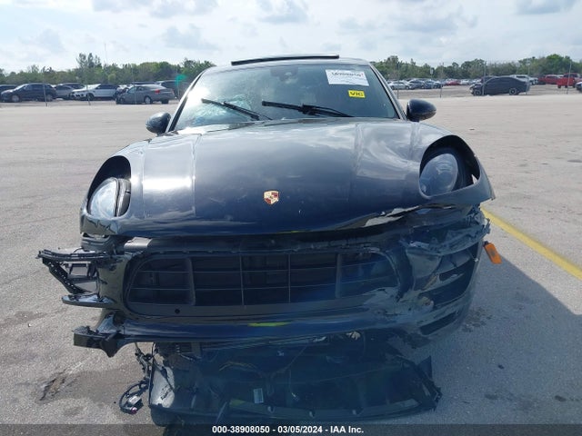 2018 PORSCHE MACAN WP1AG2A50JLB63221 Photo 5