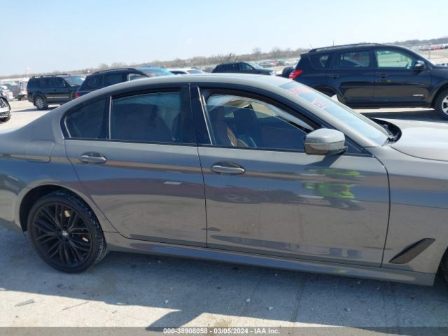 WBA53BH05MCF08515 BMW 530I