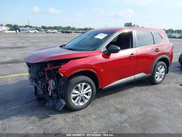 5N1AT3AA4MC823955 Nissan Rogue S Fwd