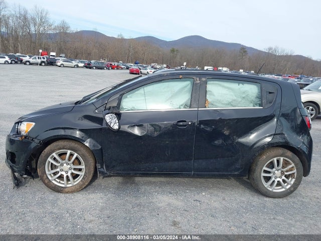 Chevrolet Sonic Lt Auto 2016 1G1JC6SH1G4168095 Image 14